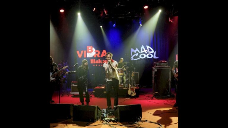 Escenario y Horarios de las Bandas: Gu&iacute;a Completa