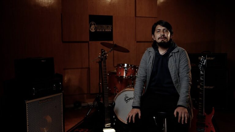 Escenarios de Descubrimiento en Festivales: Innovaci&oacute;n y Experiencia