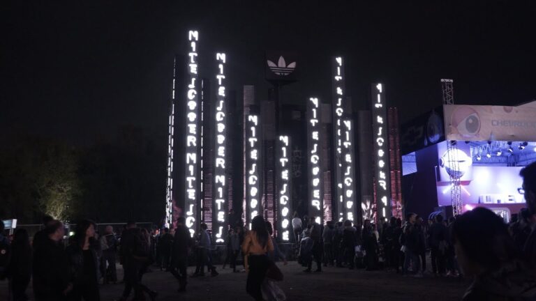 Montaje Eficiente de Escenario para Festivales de Artesan&iacute;as