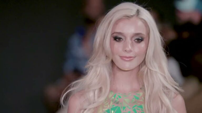 Innovaci&oacute;n en Trajes de Mascotas para Desfiles