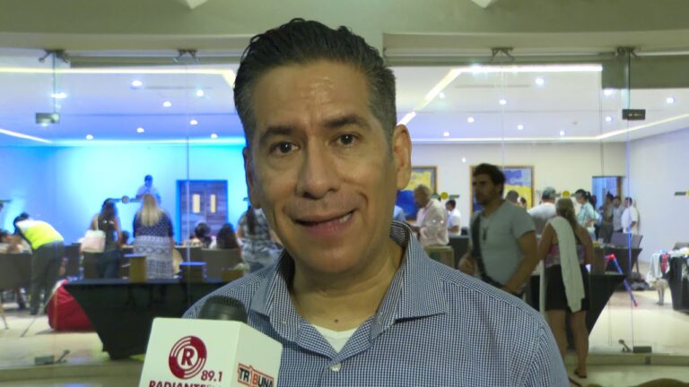 Diversi&oacute;n Acu&aacute;tica para Mascotas en Eventos