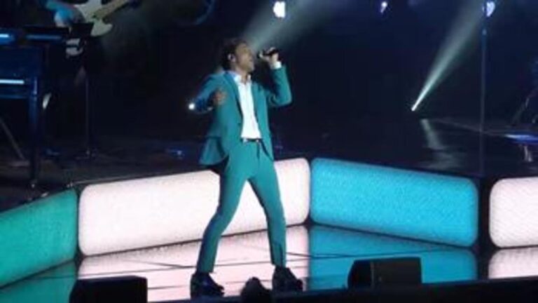 Energ&iacute;a del P&uacute;blico frente al Escenario Principal