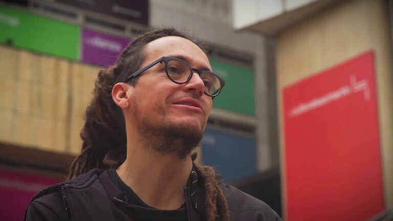 Inmersi&oacute;n Creativa: Artistas en Festivales Digitales